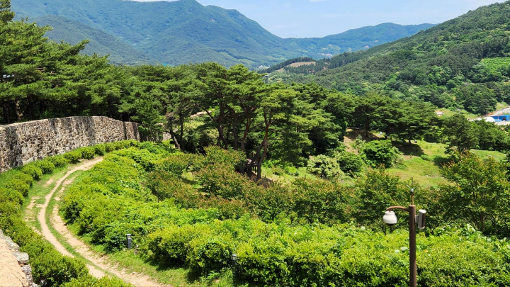 사적 145호 고창읍성. 여기저기 잘 보존된 볼거리들과 자연 경관