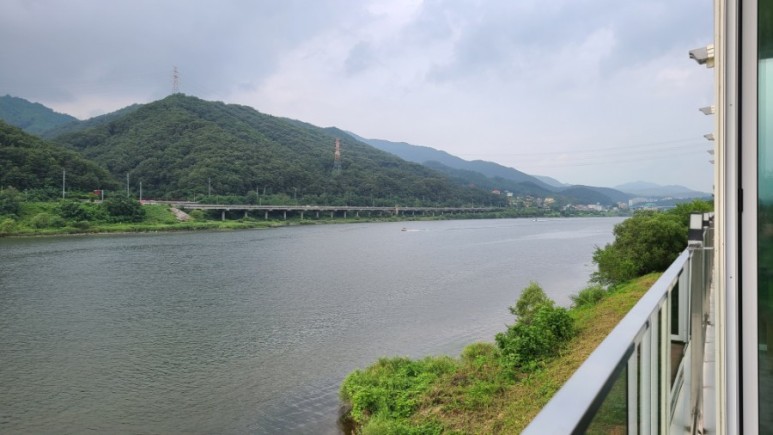 리버레인 이미지