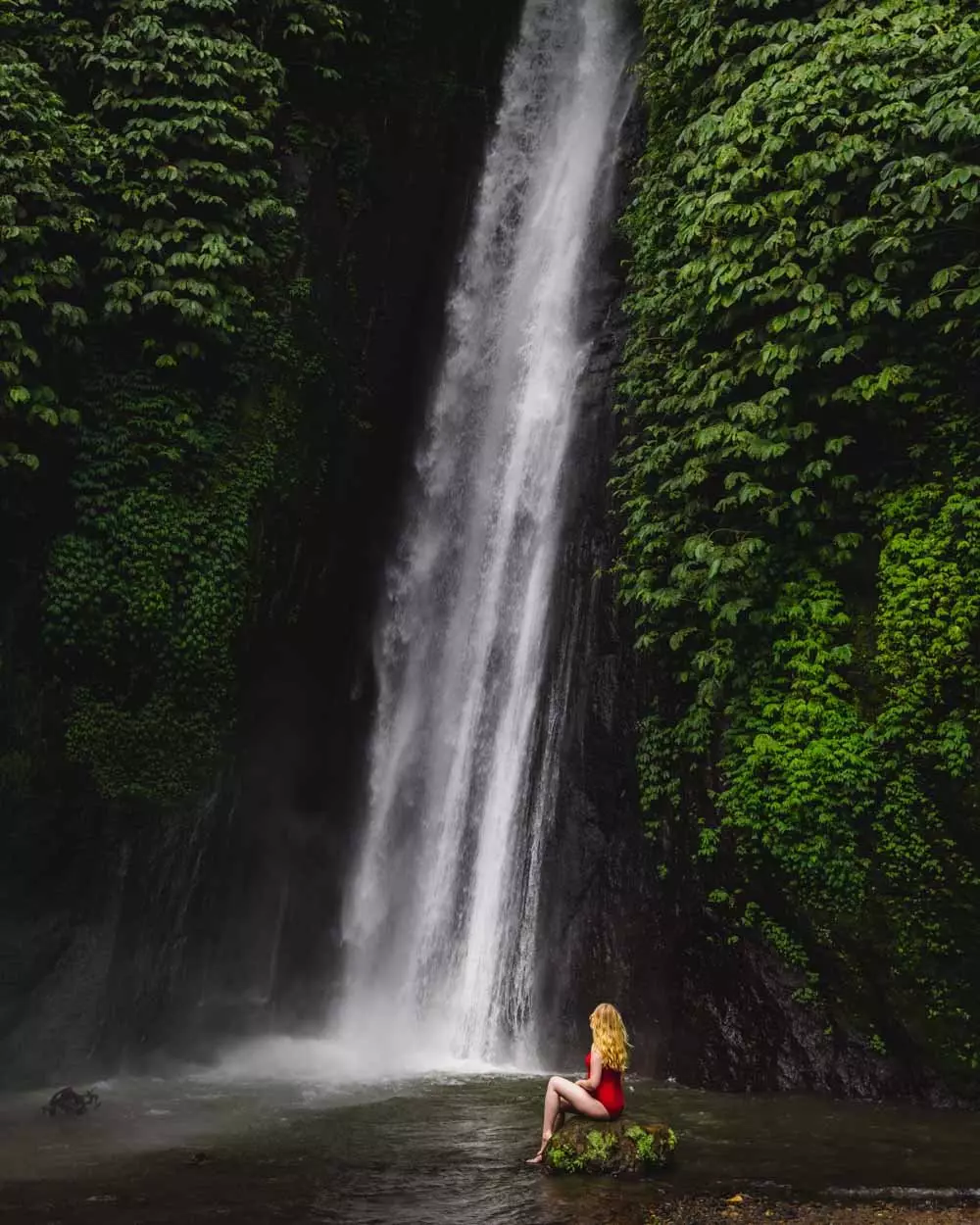 bali-munduk-waterfall