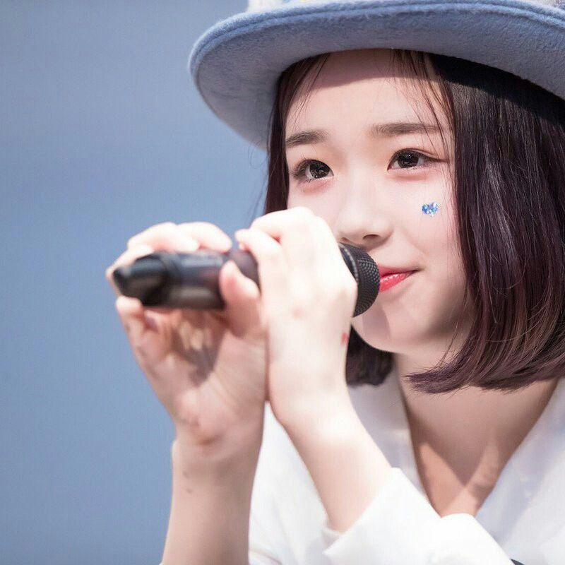 버스터즈 채연 사진 프로필