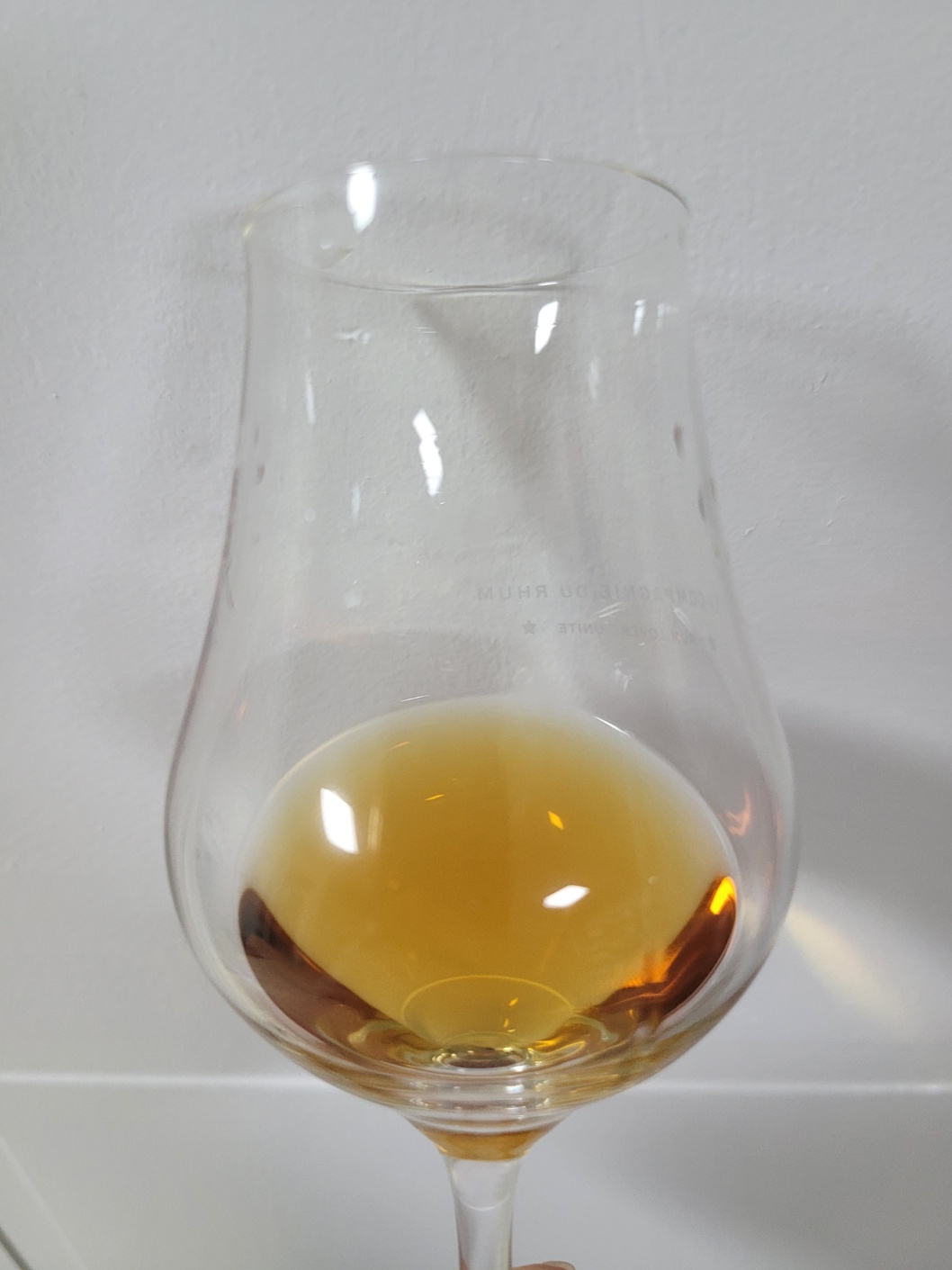 카로니(CARONI) 이미지