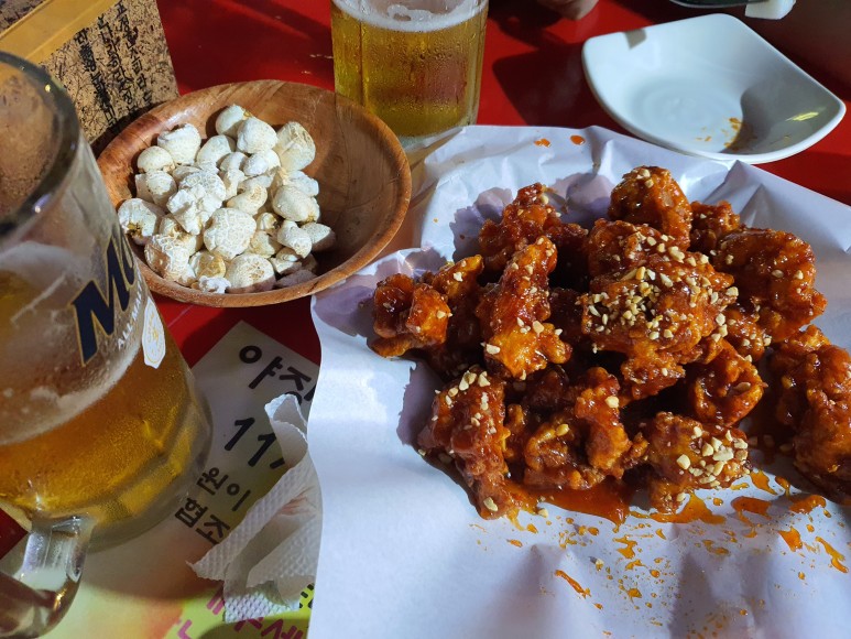  직장인 최고의 힐링은? 치맥!
