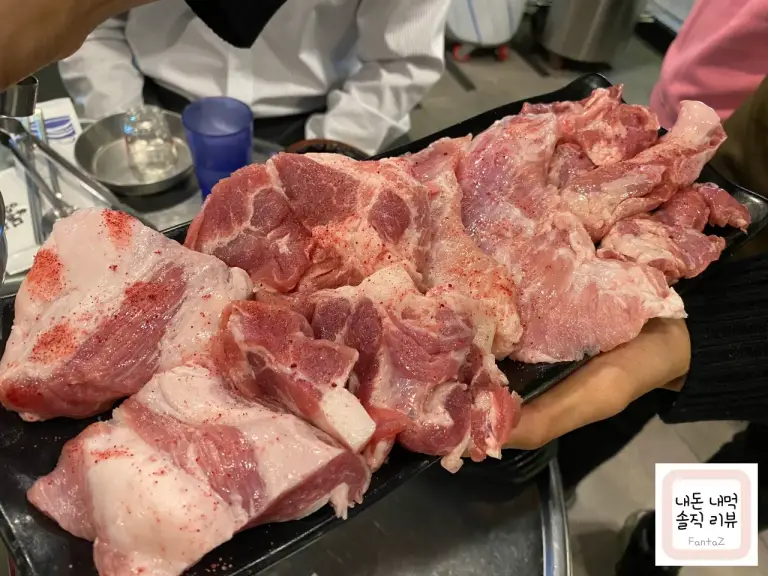 [신논현역 맛집] 대포집 돼지고기 특수부위로 저렴하게 회식하기 내돈내먹 솔직후기 (삼겹살 180g - 15&amp;#44;000원)