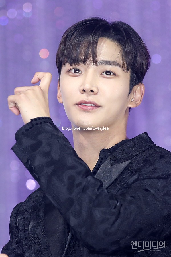 드라마 내일의 줄거리 배우 로운키 인스타 김희선 집의 위치 남편 박주영 나이 직업학력 프로필 혼혈 35