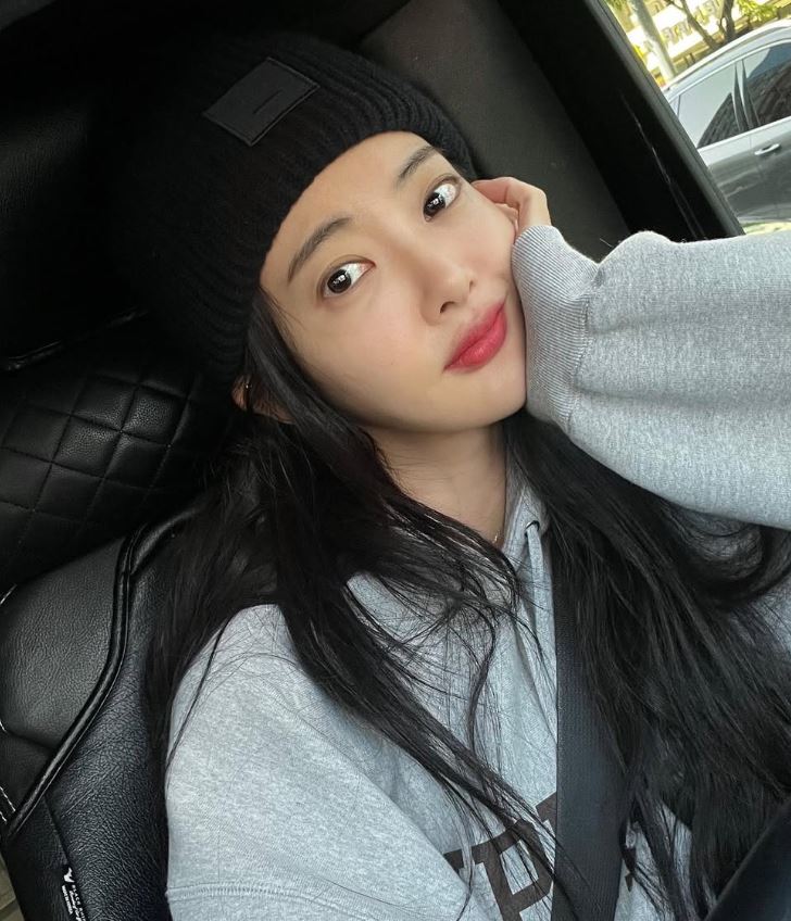 배우 안이서
