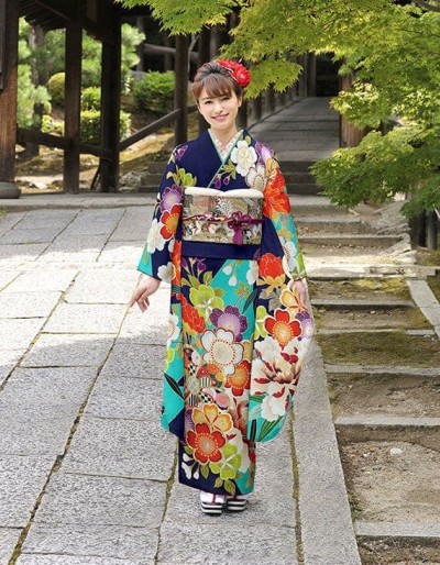 일본 여성의 기모노...속옷을 입지 않는다? 잠자리용? 진실은?