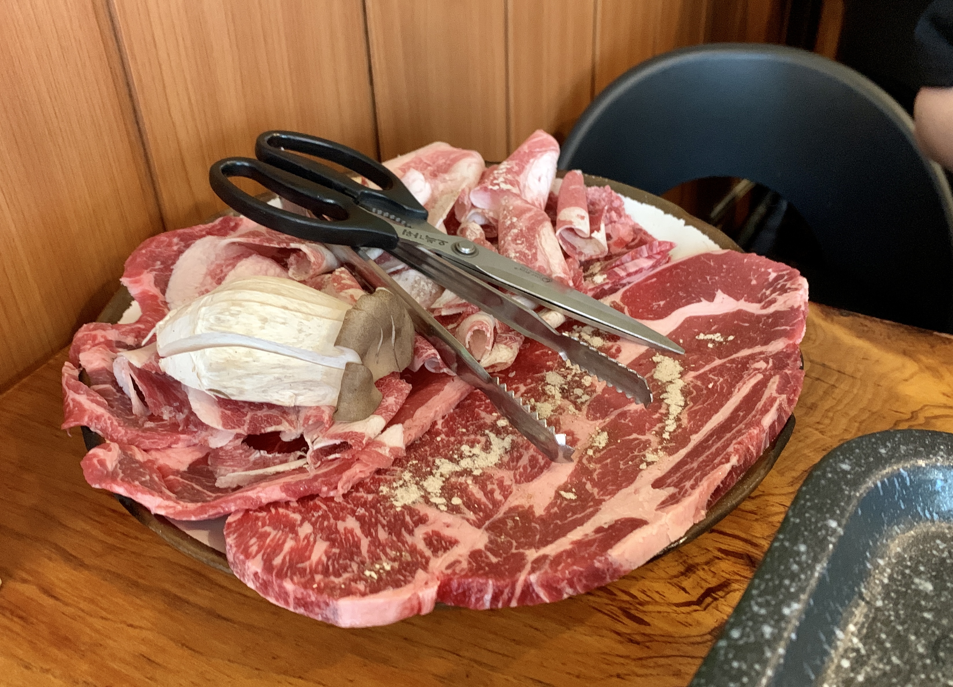  노량진 가성비 고깃집 영흥정육식당 소한마리랑 육회