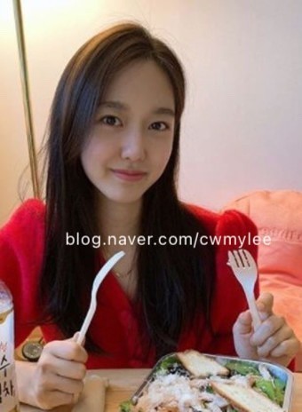 차이 혜성 나이 학력 고향 프로필 샤이니키 박나래 기안84 성훈 이사 화사 422회 2022 나홍산 나홍자산다 달력 구매정보 20일 자정 파는곳 전현무 집아파트 위치 46