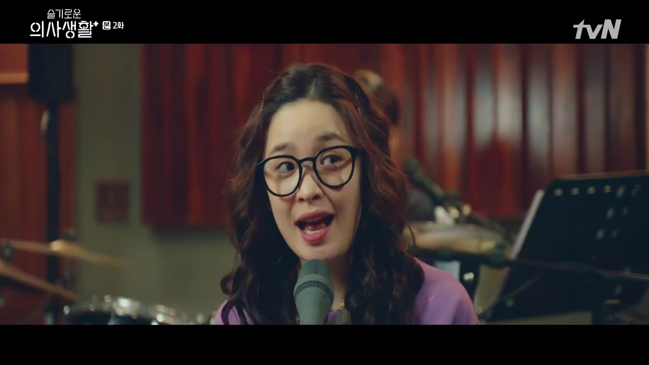  슬기로운 의사생활 3화 예고. 이익준(조정석) 폭발. 안정원(유연석)과 대체 무슨 일이?