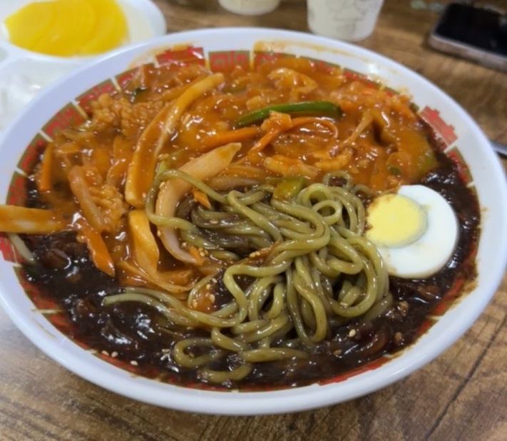 오늘N 짬짜면 9000원 고창 중식로드 맛집 위치 및 정보