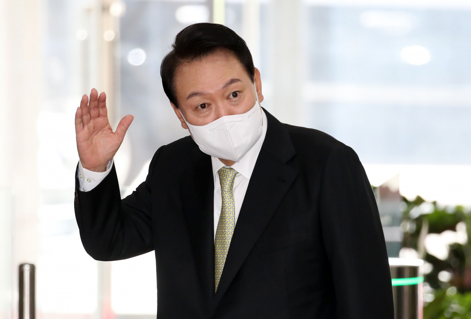  '지지율 급락' 尹대통령 회심의 카드는 수사 가이드라인?
