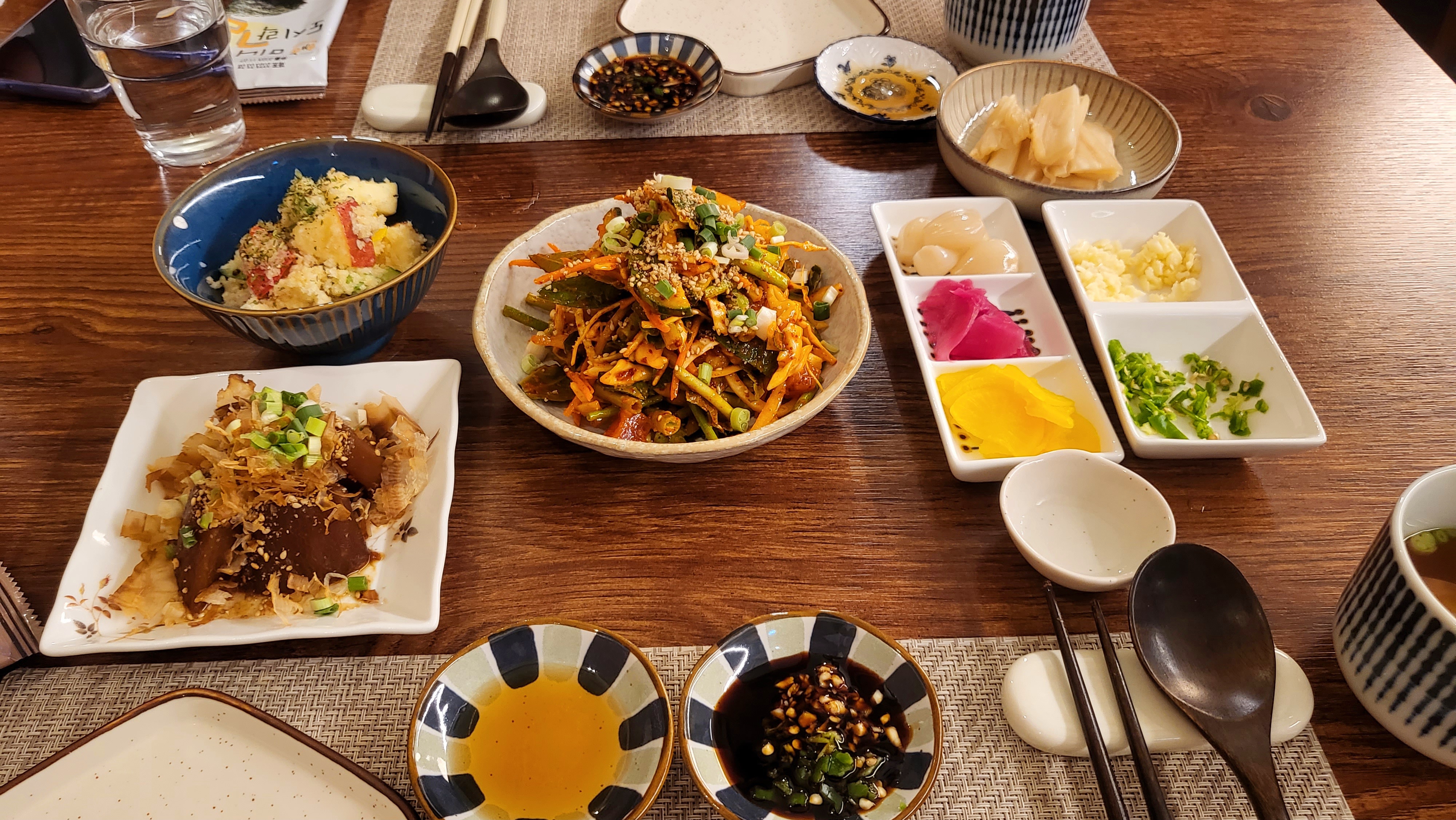 참치회무침