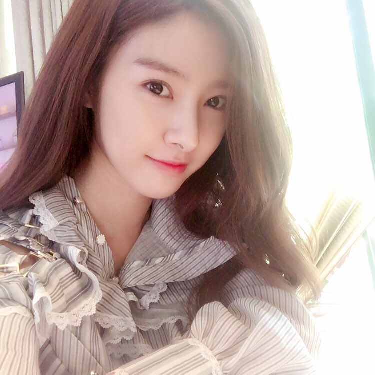  김소은 나이 키 프로필 사랑하고 있습니까