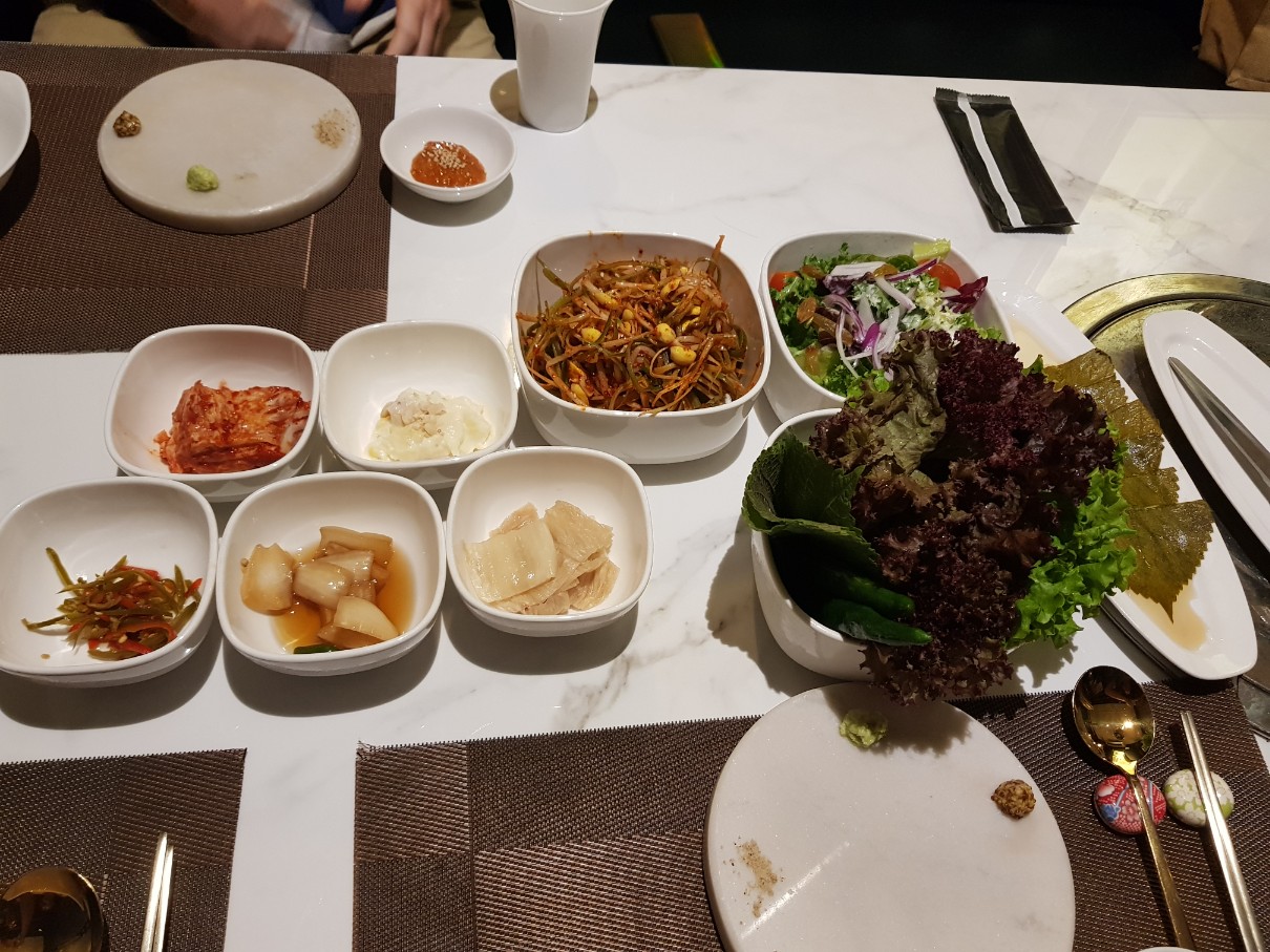 호치민 1군 고기집 맛집 청담육화점(Chungdam BBQ) - 기본 반찬