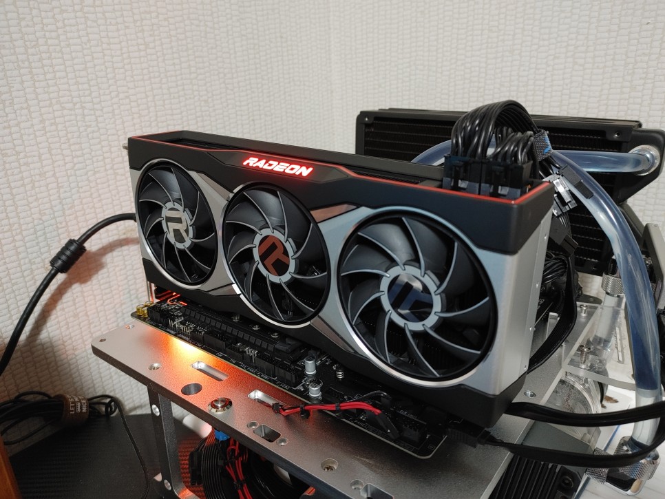 라데온RX6800XT 그래픽카드 10