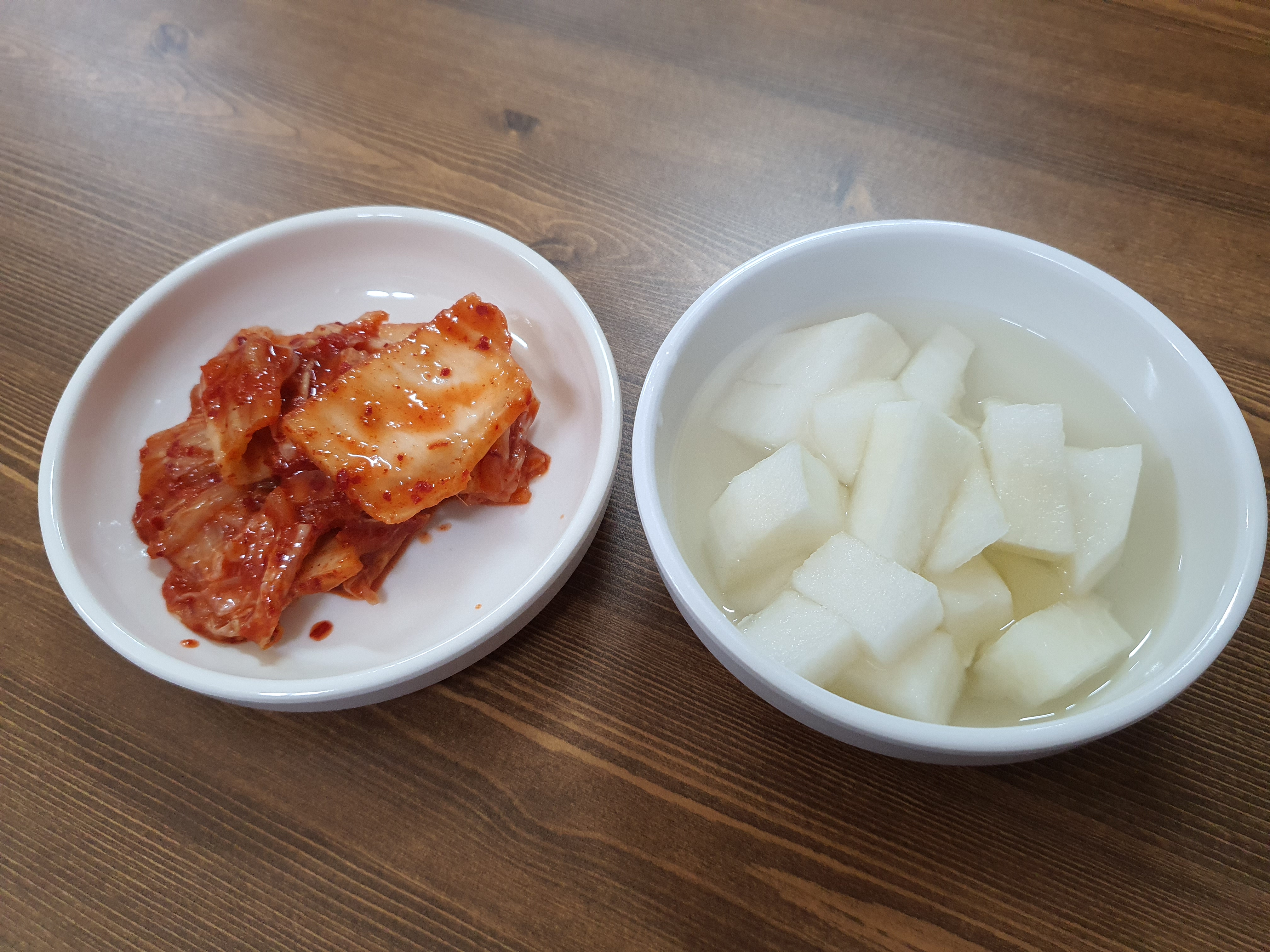 와룡찜닭 이미지