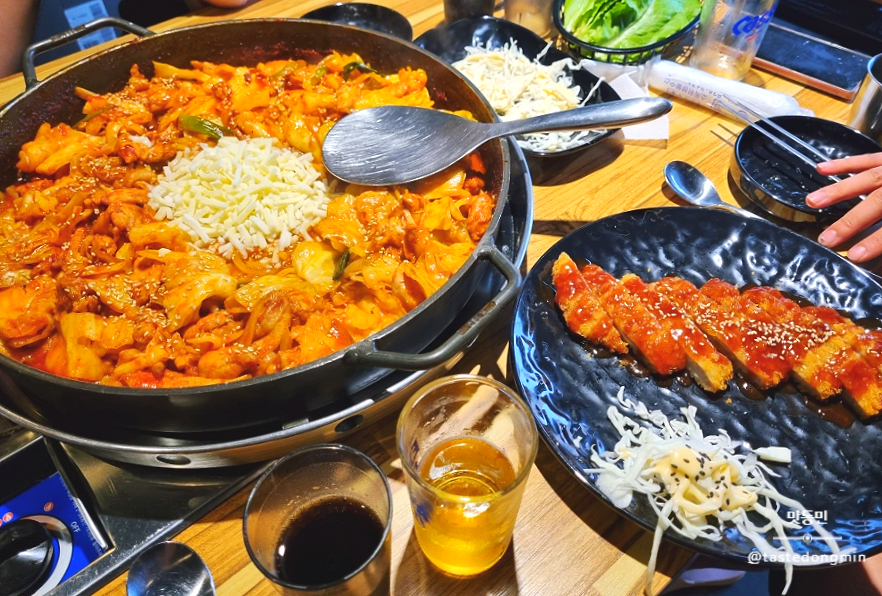 명가닭갈비 닭갈비와 돈까스