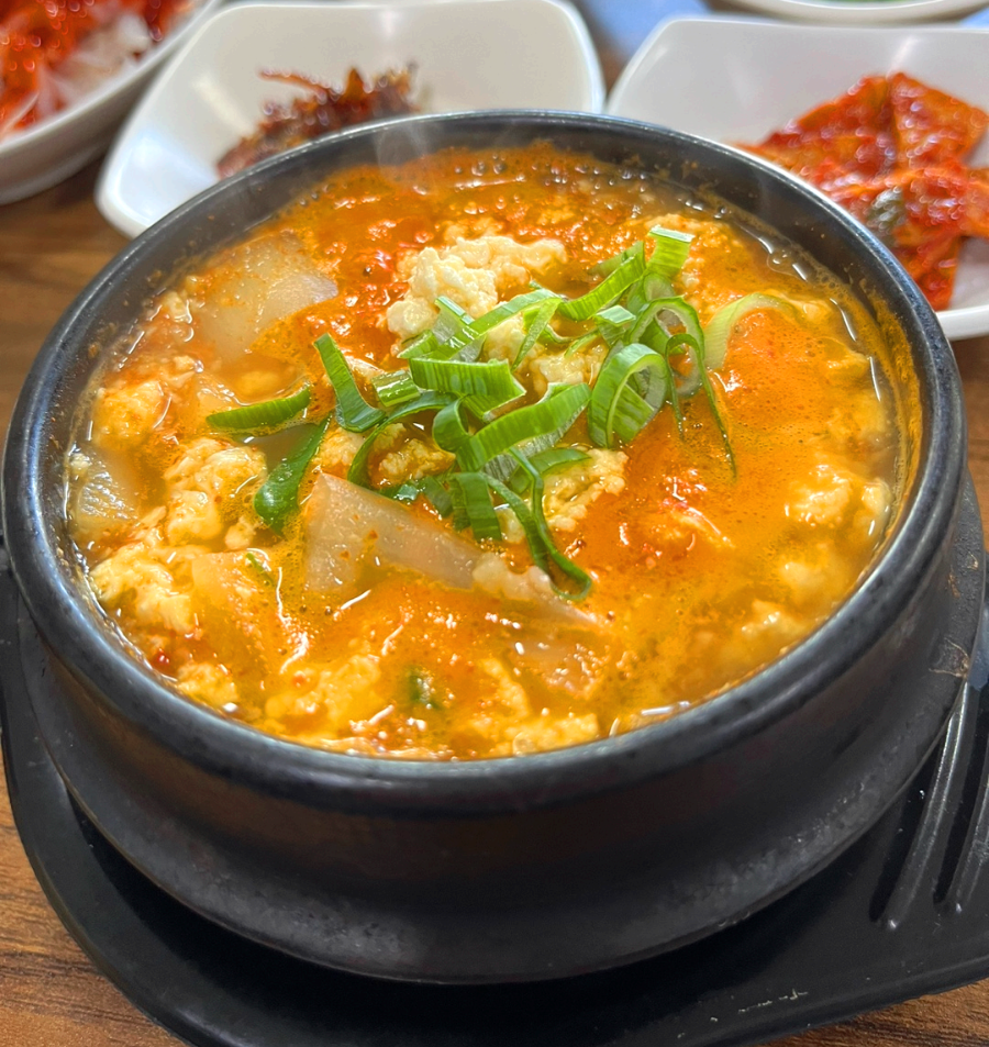 이조손두부 얼큰순두부