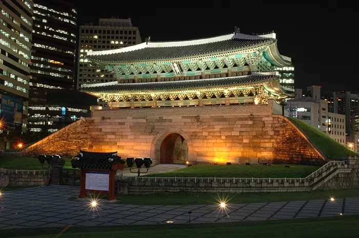남대문 야경 모습