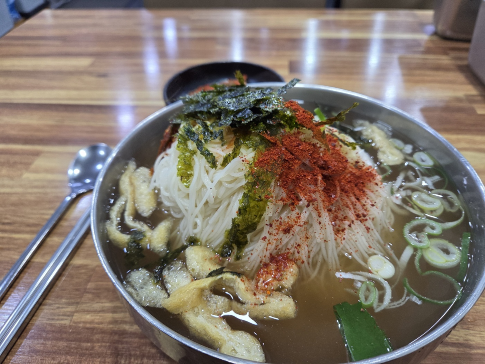 큰집멸치국수 이미지