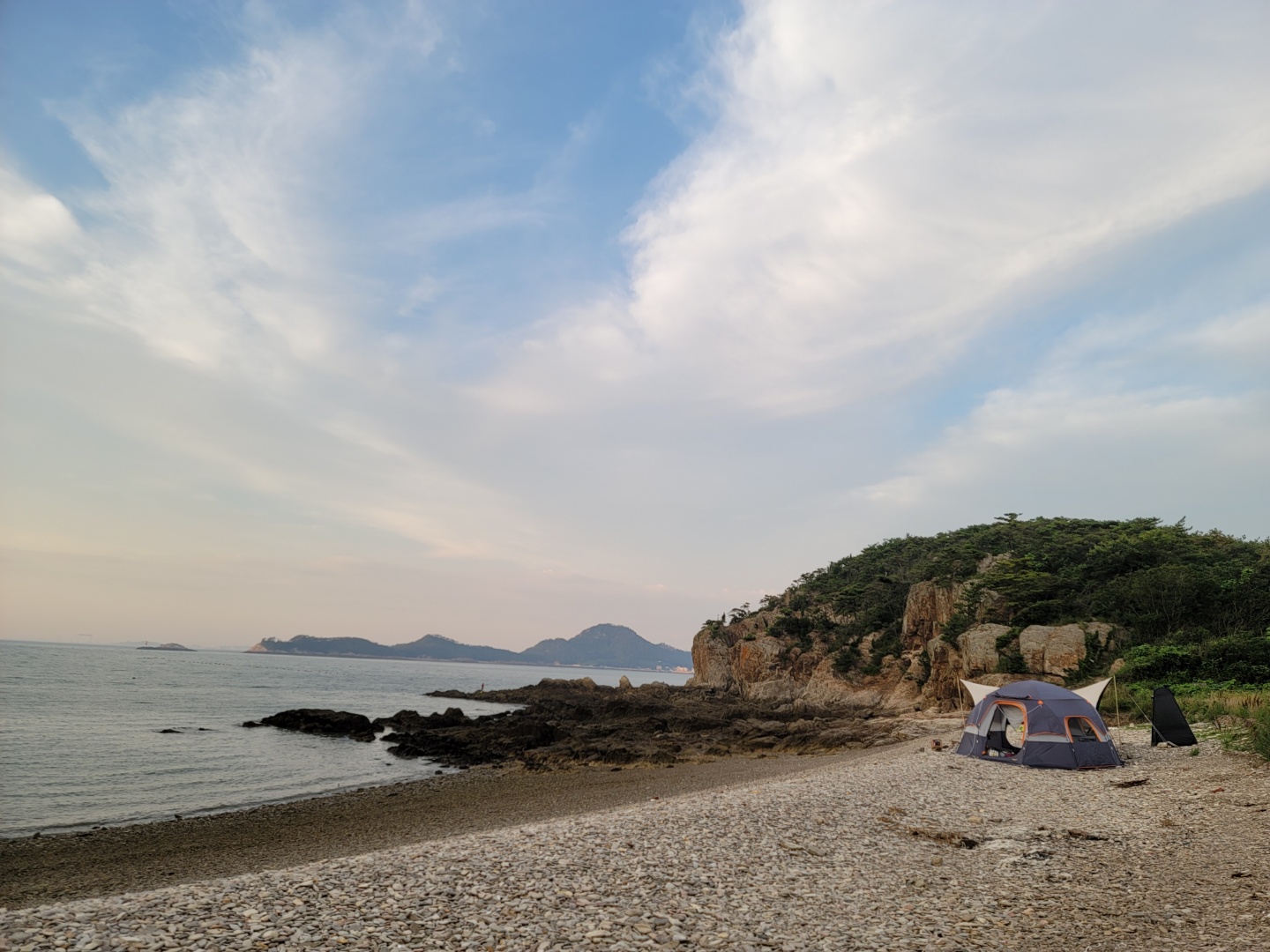  군산 비밀의 노지 캠핑 명소 신시도 해수욕장 낚시 캠핑 딱이네!