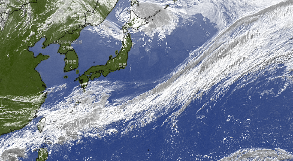 2022년-5월4일-수요일-위성사진-엄청난-길이의-장마구름-10000km-역대급길이