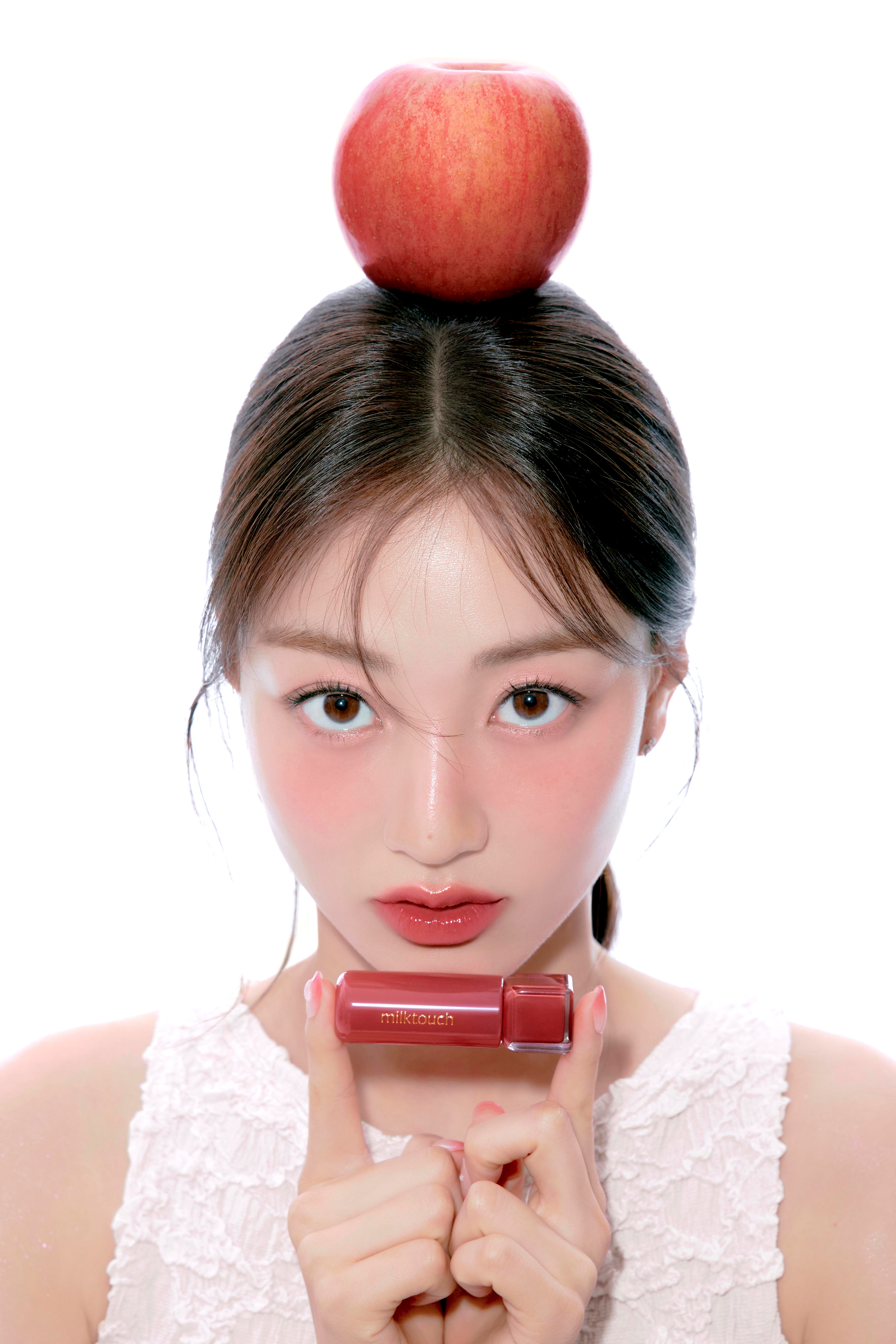 지효 밀크터치 화보 1