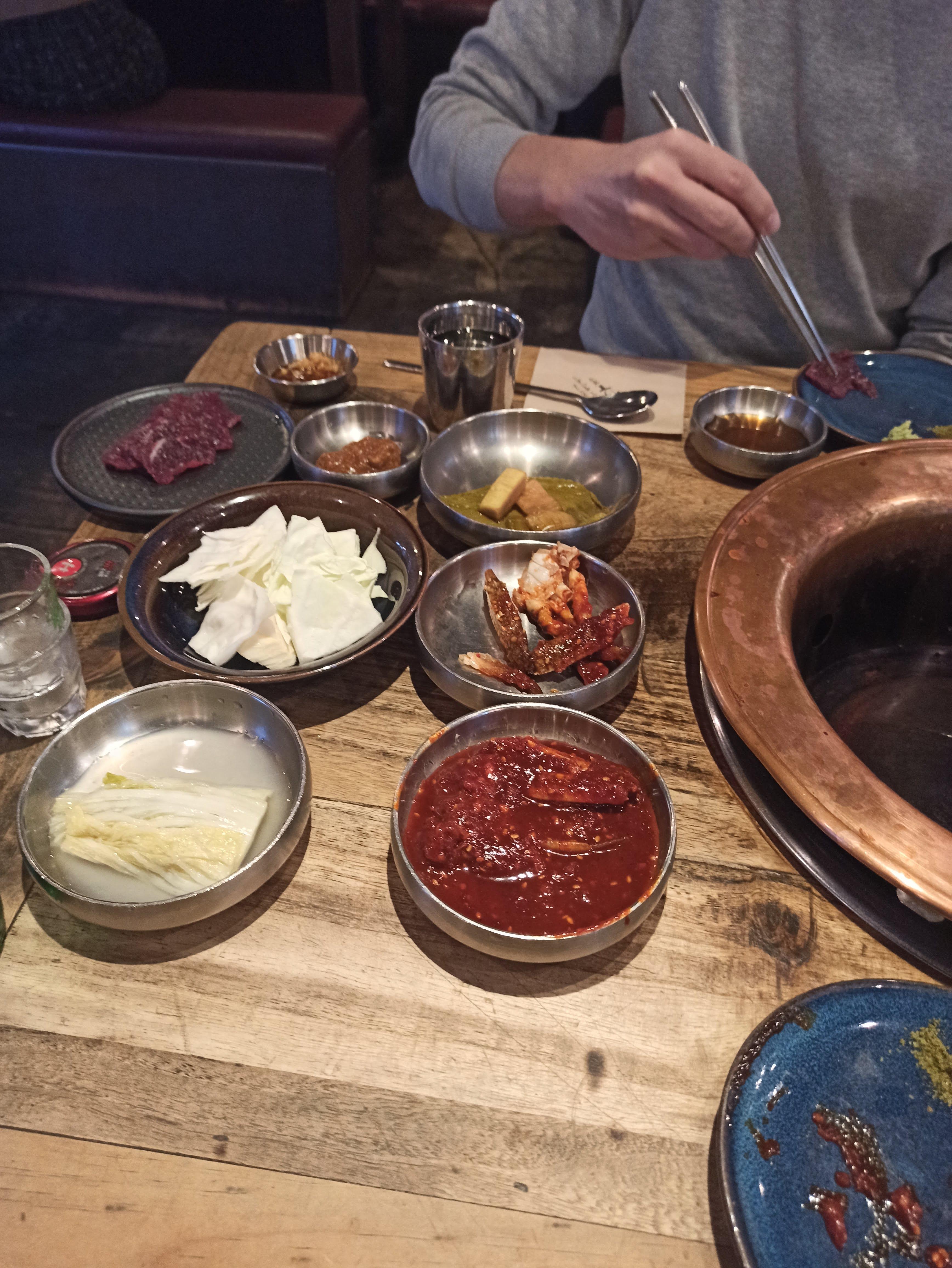  [홍대 맛집]고기도 찌개도 모두 일품인 도마 홍대본점