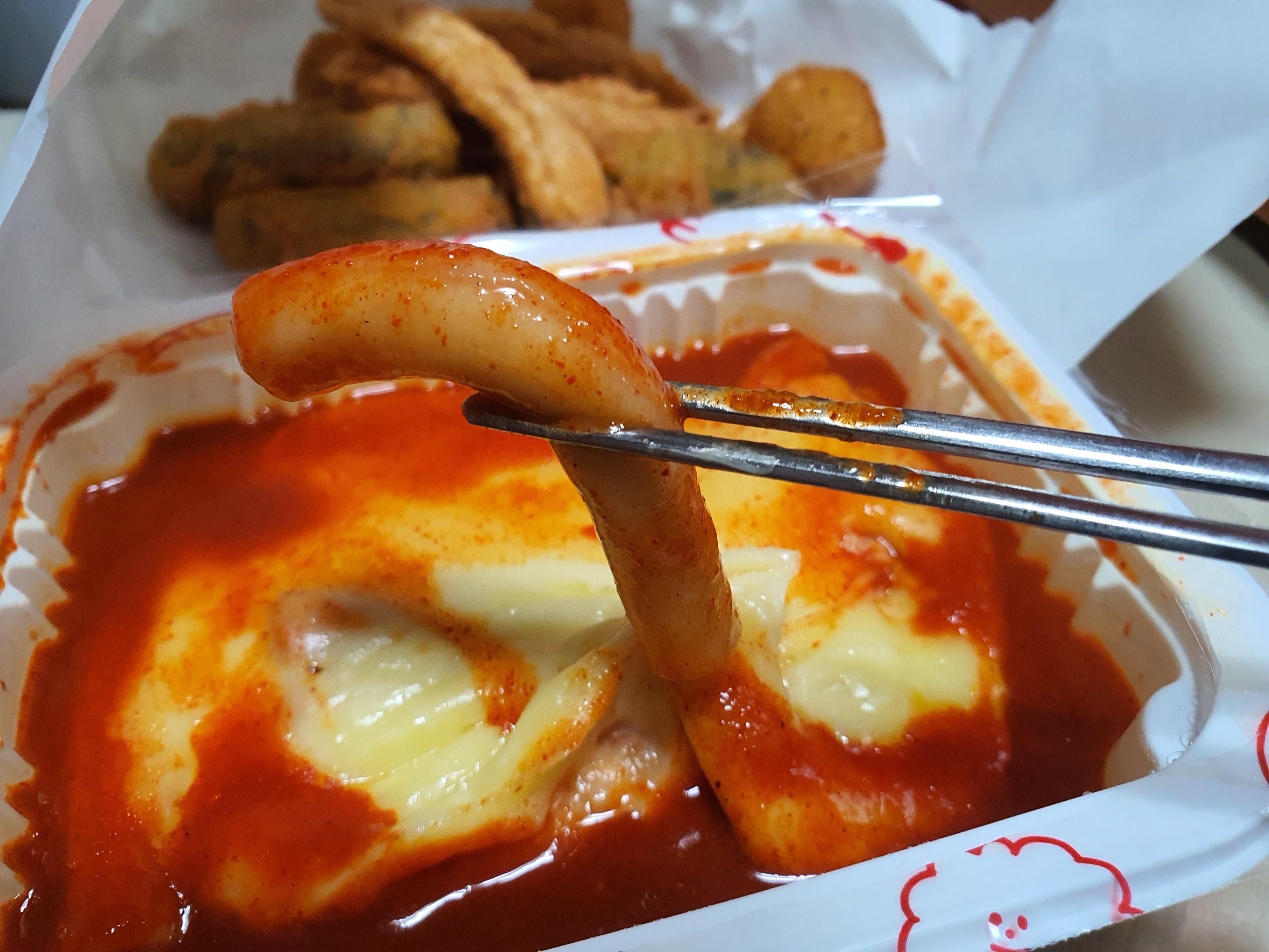  신전떡볶이 메뉴- 치즈풍미 가득한 솔직리뷰와 가격,칼로리는?