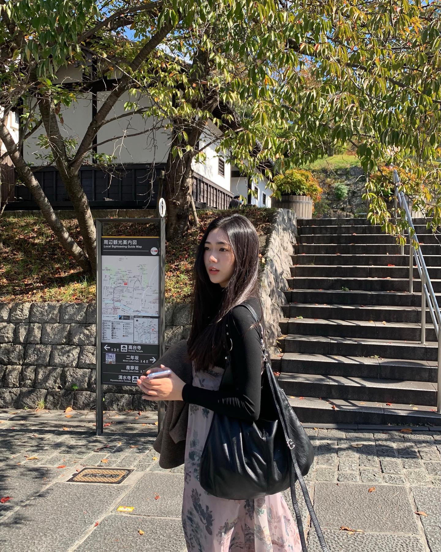 김지우