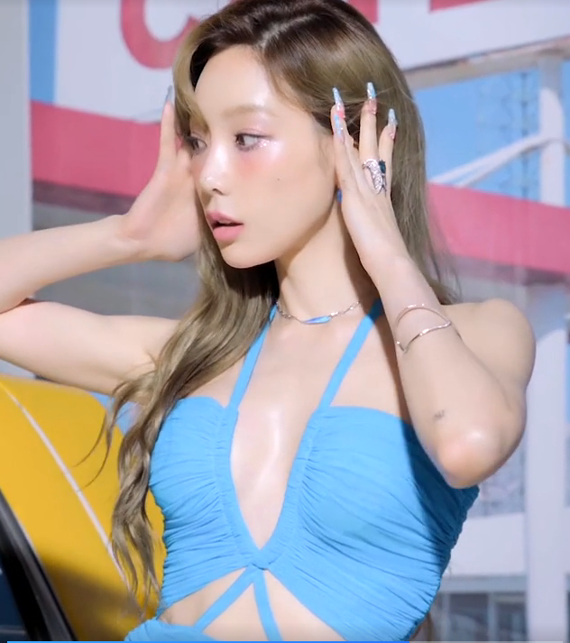  소녀시대 태연 'FOREVER 1' 자켓 비하인드 촬영 현장 움짤