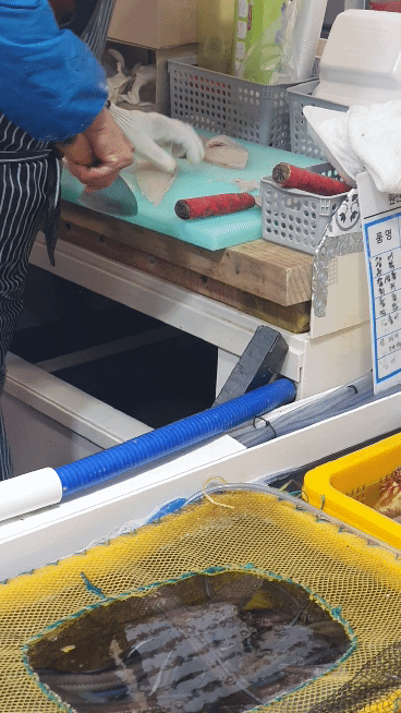  삼천포 용궁수산시장 내돈내산 횟집추천, 신선 친절 혜자 목섬회센터, 주차 팁, 가리비도 매우 만족