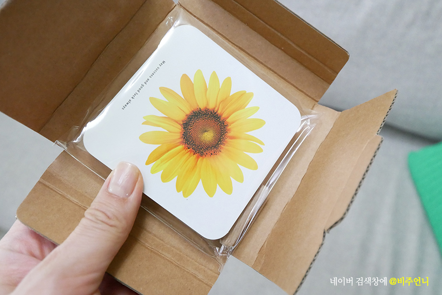 인테리어 잡화에도 딱인 해바라기 그림 돈 들어가는 액자 12