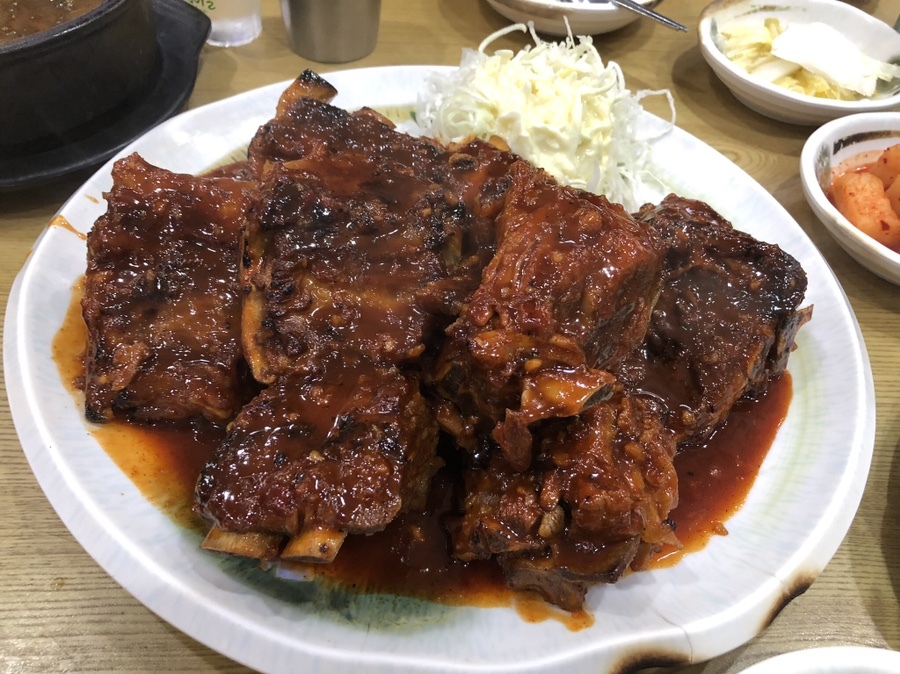 신동궁감자탕 뼈숯불구이 이미지
