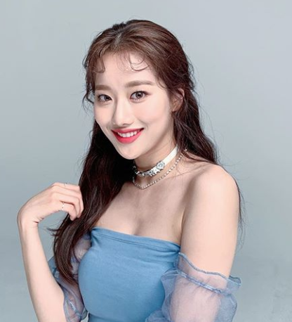 에이프릴 나은 키 쌍수 lalalilala로 센터 컴백