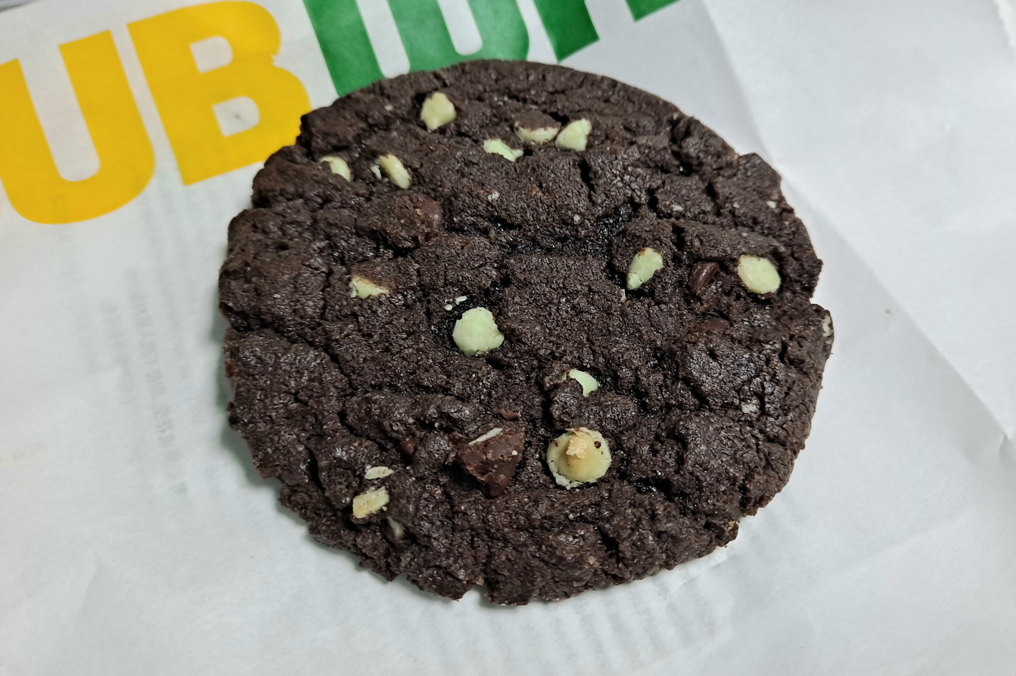  민초파 모여! 서브웨이 민트초코쿠키 나도 맛봄