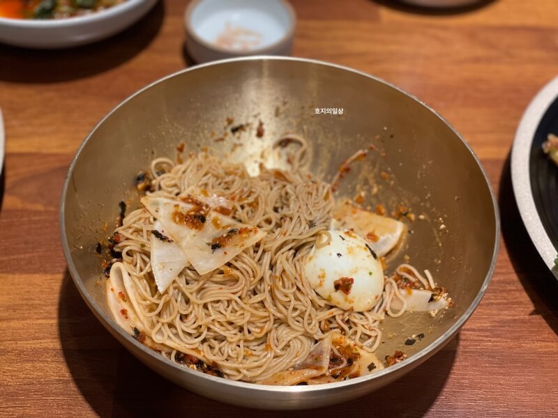 홍천 보쌈 맛집 연봉 막국수 - 비빈 국수