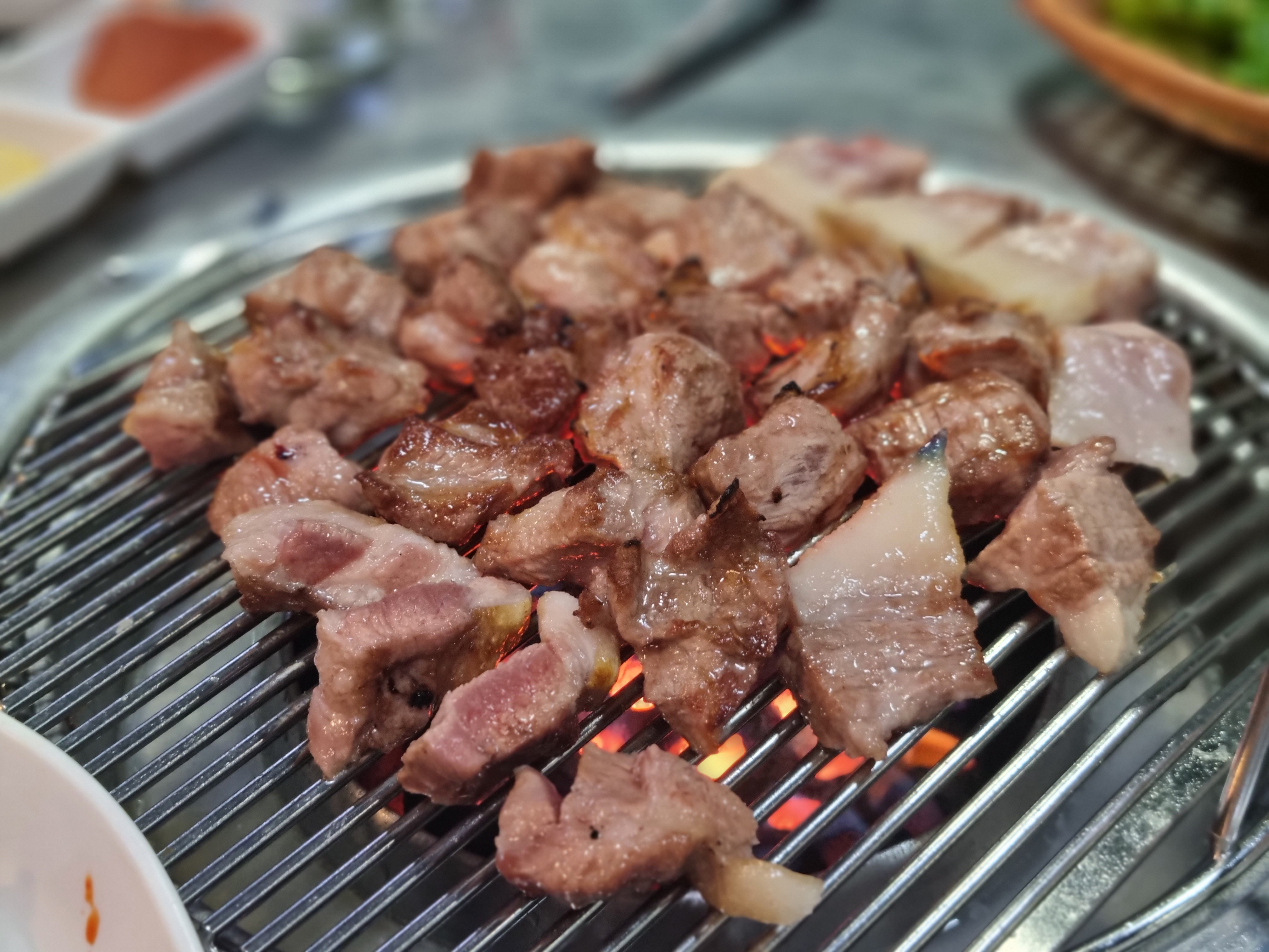 맛있게 잘 익은 흑도야지 목살