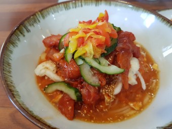 가오리회국수 멸치국수  단호박비빔국수