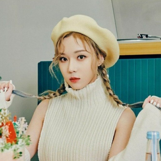  - '매력적인 얼굴' 4분기 가장 주목받는 아이돌 [aespa-윈터]