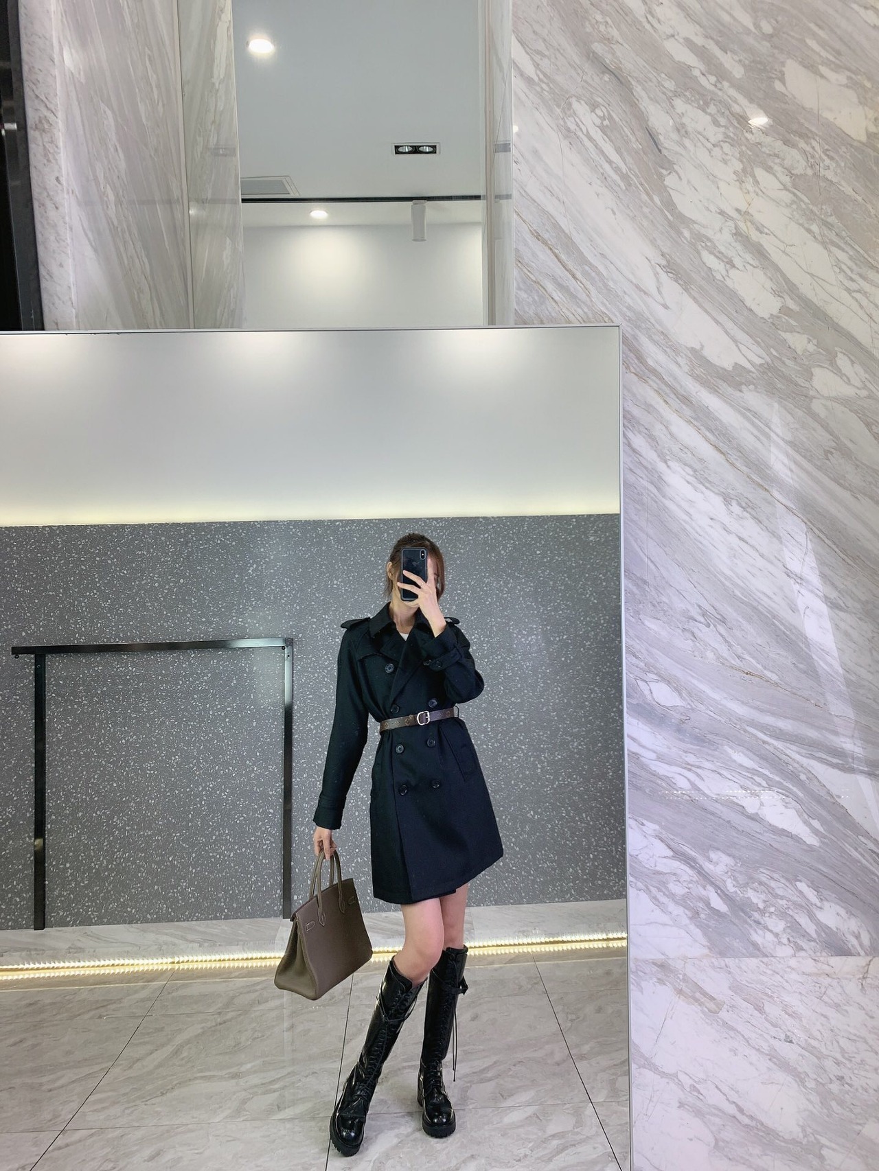  [LOUIS VUITTON] 루이비통 벨트 카라 트렌치코트 (3 COLOR)