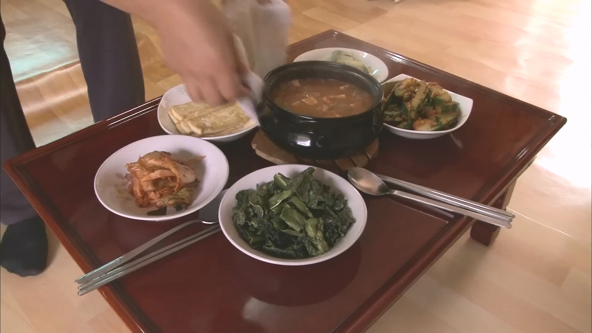[인간극장 다시보기] 다시 태어나도 서로밖에 없다 하시는 백발의 황혼 부부, 따뜻하고 싱그러운 신혼일기 제2막이 시작된다 KBS 방송.mp4_20240415_133457.178.jpg