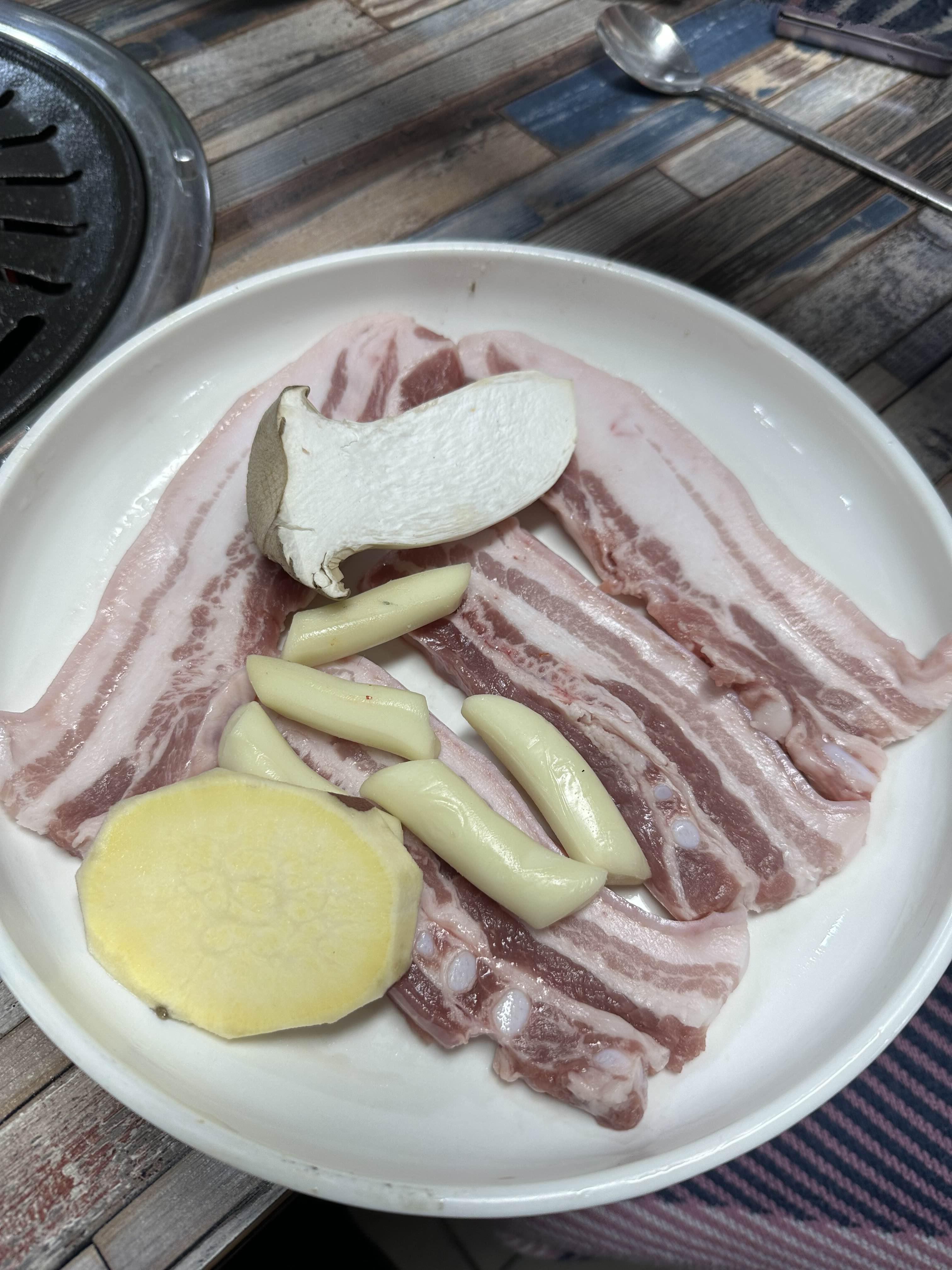 삼겹살