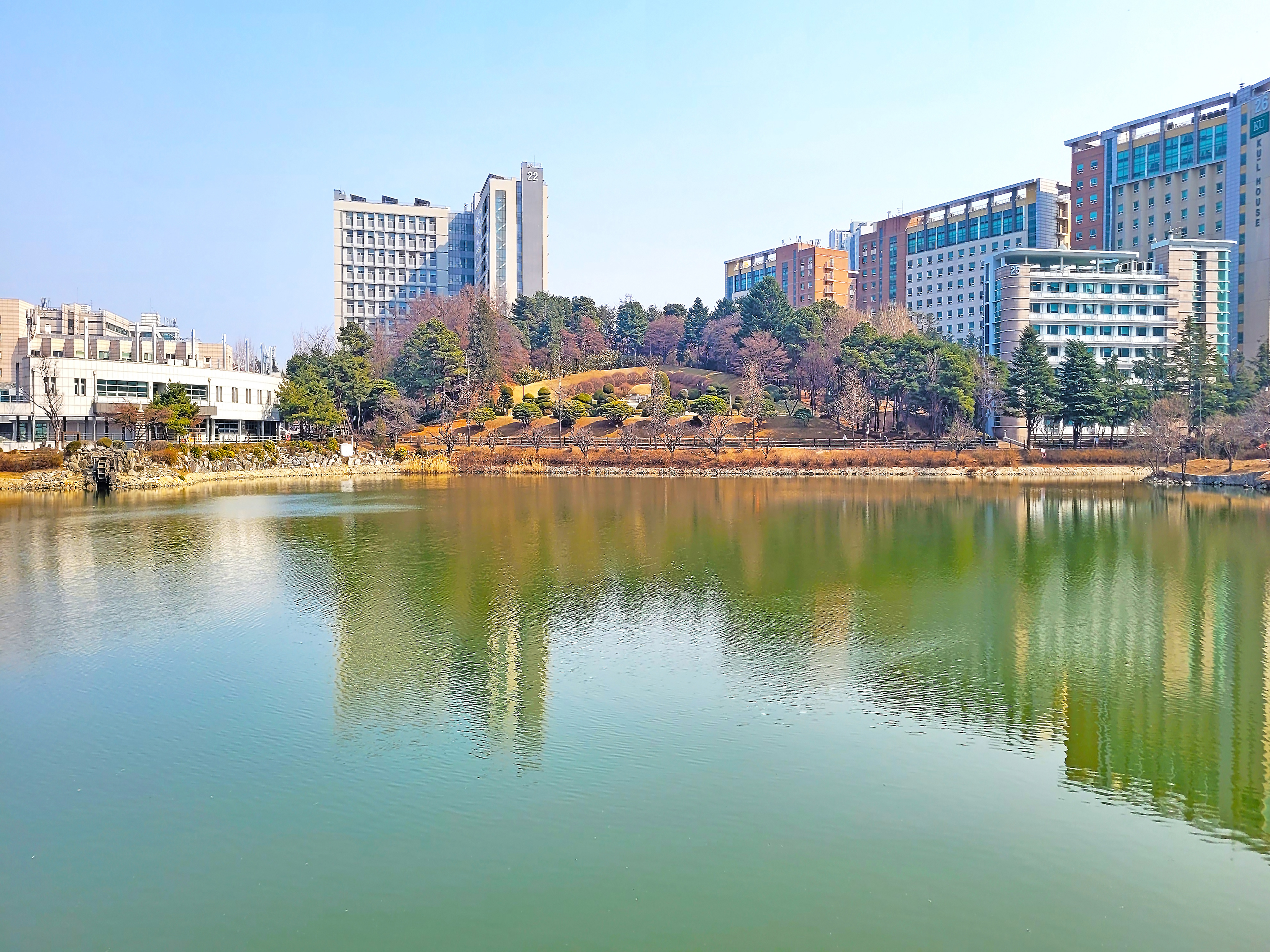 건국대학교 일감호