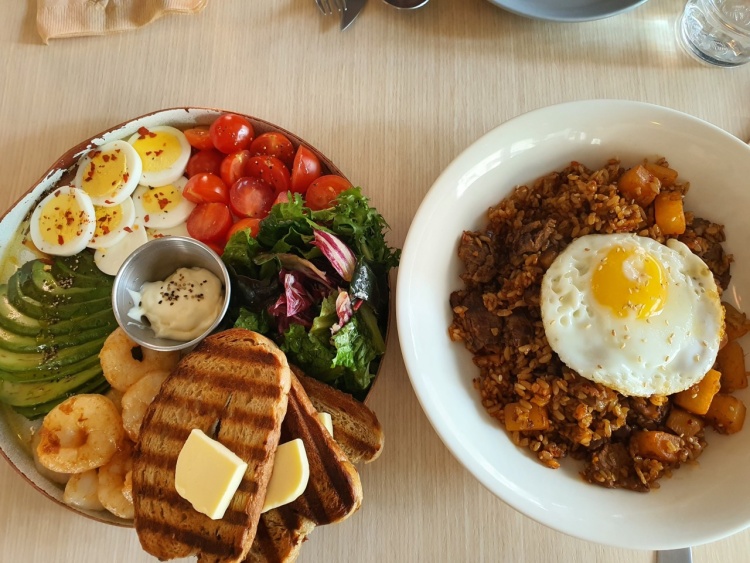  전참시 기리보이 깍두기 볶음밥 아보카도 샌드위치 맛집 파는 곳 식당 레스토랑 위치 메뉴 가격 정보