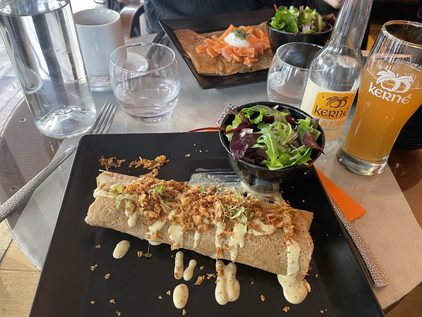 Le Bar à Crêpes에서 주문한 음식