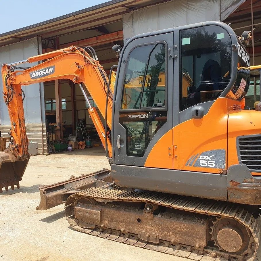  두산 DOOSAN  DX55ACE 모델 2800만원 판매합니다