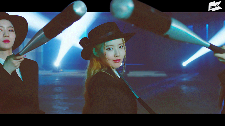 방금자 원더케이에 올라온 스테이씨 느와르 컨셉.gif | 인스티즈