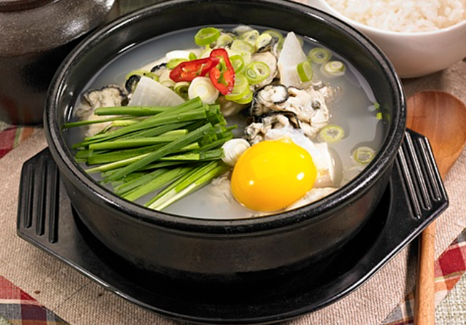 굴국밥 사진