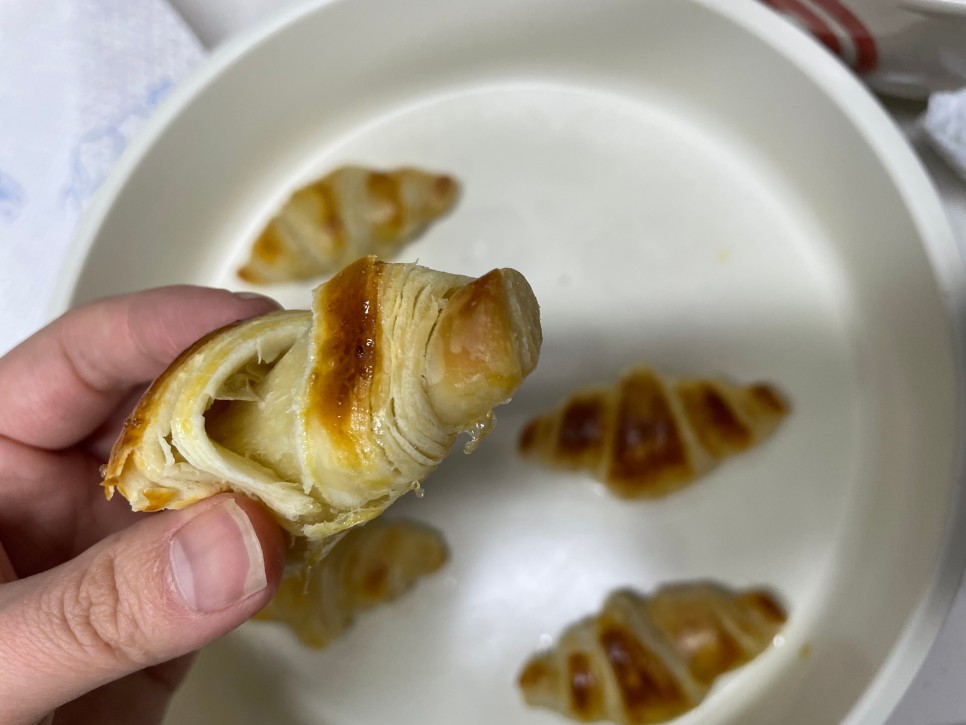 ㅋㅋㅋ 왜 실패하는가 ㅠ 크로와상 생지로 빵굽기 1